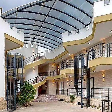 Royal Dream's Hotel